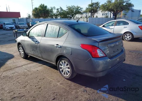 2016 Nissan Versa 1.6 S/1.6 S+/1.6 Sl/1.6 Sv z USA, uszkodzony, nr VIN 3N1CN7AP6GL830470